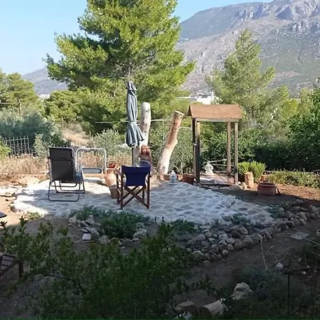 Harmonic Place * Λουτράκι