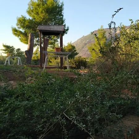 Harmonic Place * Λουτράκι