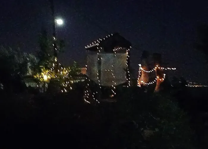 Harmonic Place * Λουτράκι